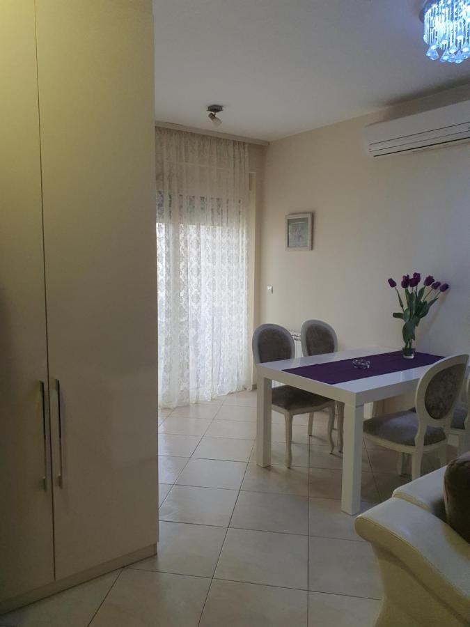 Apartments Soleado Pančevo Екстериор снимка